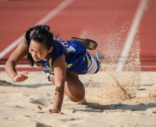 Peraturan Resmi Lompat Jauh dalam Kompetisi Atletik