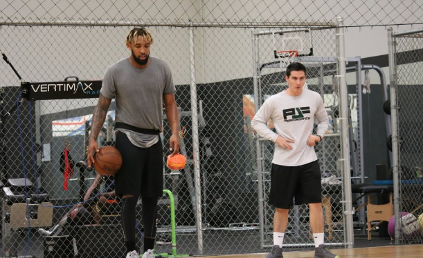 latihan-basket-fokus-stamina-untuk-main-full-game